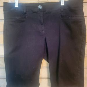 White House Black Market Black Slim Bermuda Short Size 10